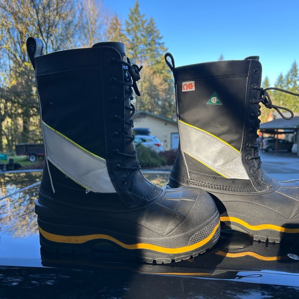 Baffin Polar Proven steel-toe work Boots Women’s size 8 Men’s size 6